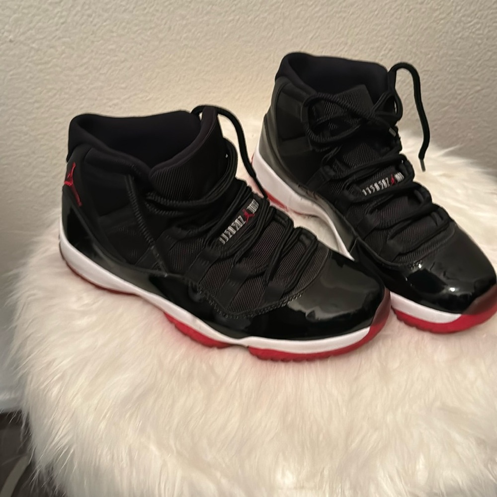 Jordan 11 Retro Bred